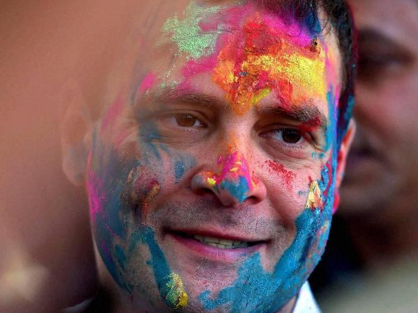 किसका रंग चढ़ेगा, किसका उतरेगा?