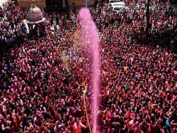 होलिका की राख के अचूक उपाय- 