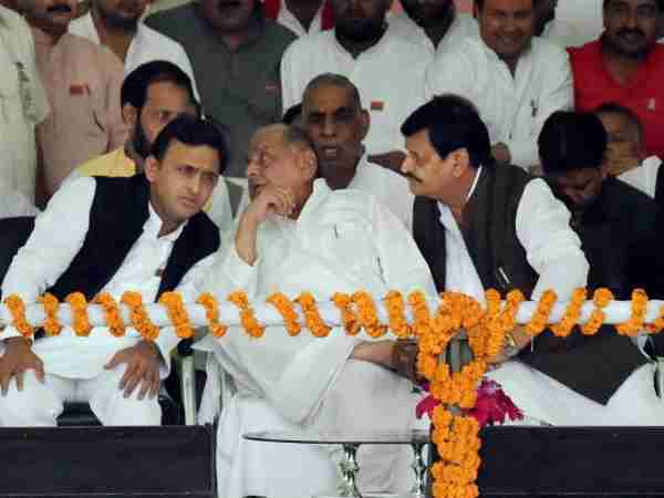 2- समाजवादी पार्टी की कानून-व्यवस्था से लोग त्रस्त 
