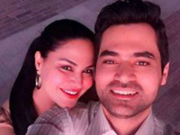 2013 में दुबई के बिजनेसमैन अशद बशीर खान से निकाह 2013 में दुबई के बिजनेसमैन अशद बशीर खान से निकाह