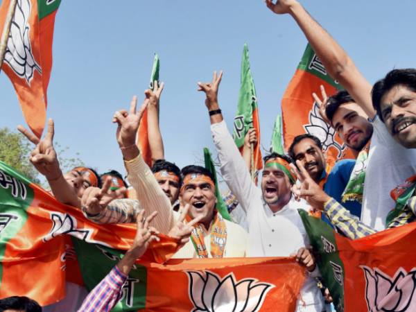 कसाब जैसे जुमलों ने भी किया कमाल कसाब जैसे जुमलों ने भी किया कमाल