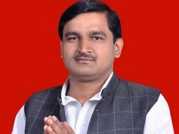 यादवों के गढ़ में खिला कमल