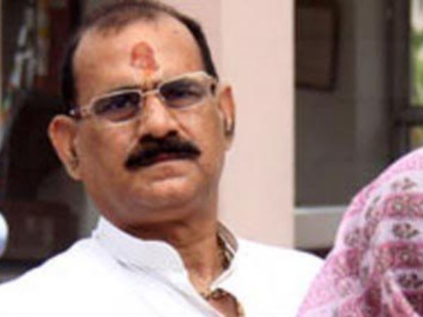 हिस्ट्रीशीटर हैं विजय मिश्रा