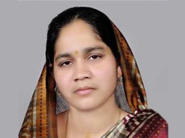 अंबेडकर नगर की टंडा सीट से जीतीं संजू देवी