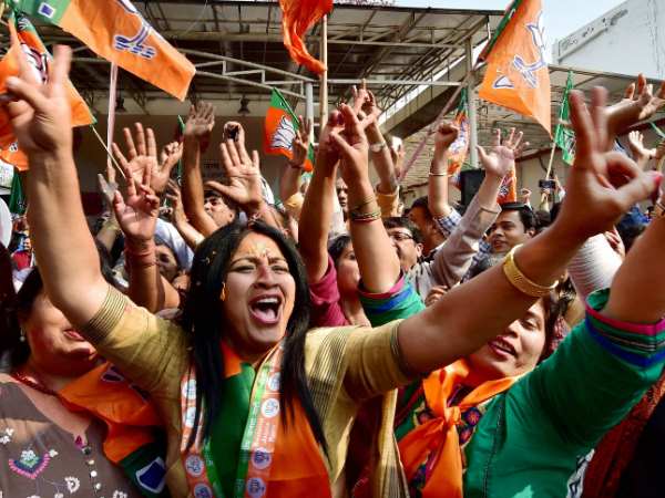 परंपरागत वोटबैंक के साथ गैर-यादव ओबीसी वोट पर भी नजर