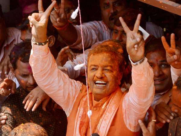 मुस्लिम लोगों को कन्फ्यूज करके विपक्ष को नुकसान