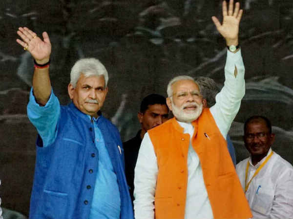 पीएम मोदी और अमित शाह के विश्वासप्राप्त पीएम मोदी और अमित शाह के विश्वासप्राप्त