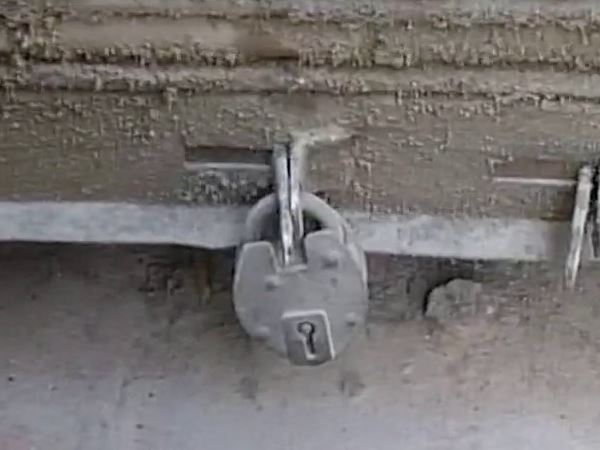 रोजी-रोटी पर खड़ा हुआ संकट