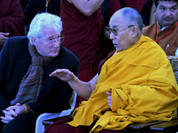 दलाई लामा को अलगाववादी मानता है चीन दलाई लामा को अलगाववादी मानता है चीन