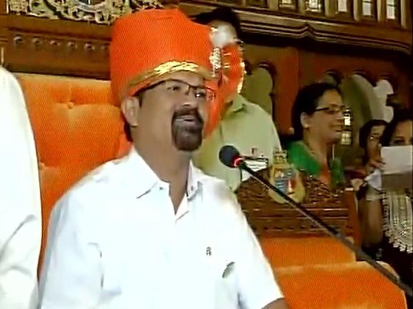 शिवसेना की हेंमांगी वर्लीकर बनीं मुंबई की डिप्टी मेयर शिवसेना की हेंमांगी वर्लीकर बनीं मुंबई की डिप्टी मेयर