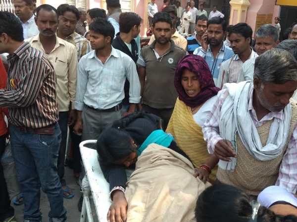 VIDEO: दांत की तकलीफ पर किया गले का ऑपरेशन, लापरवाही ने ली मरीज की जान तो अधिकारी के कमरे में गए छुप