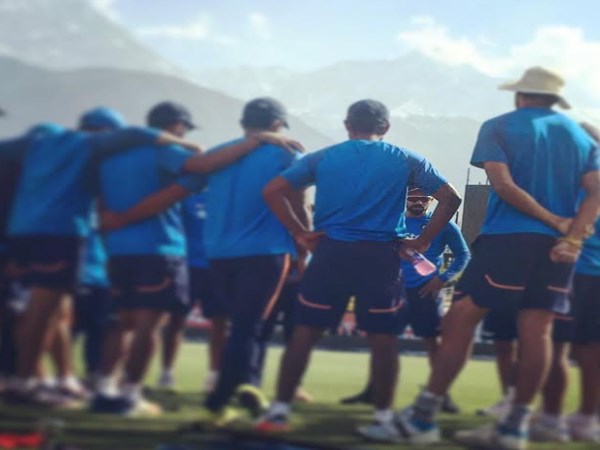 कंगारुओं की बढ़ी बेचैनी! बल्ला है खामोश लेकिन ऑस्ट्रेलिया के खिलाफ 'माइंड गेम' खेल रहे हैं कोहली