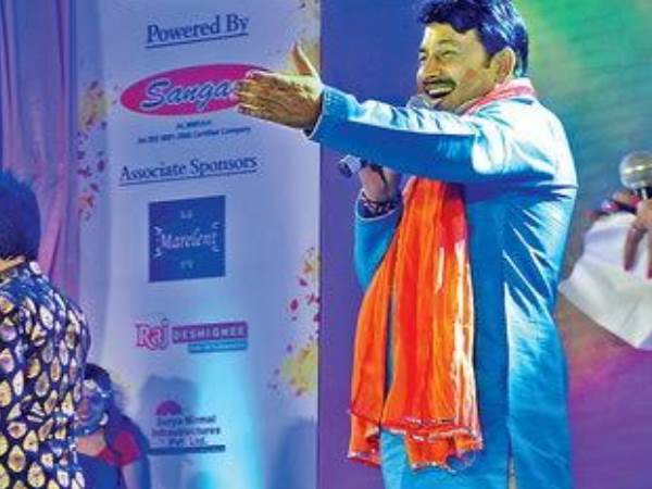 PICS: लालू के गाने ने मिटा दी दूरियां, एक मंच पर साथ दिखे राजनीति के जानी दुश्मन