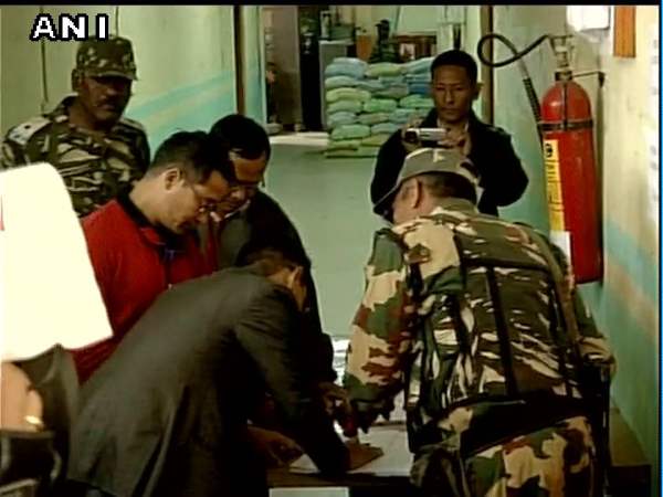 मणिपुर चुनाव 2017 LIVE: पढ़िए विधानसभा चुनाव परिणाम के ताजा अपडेट्स