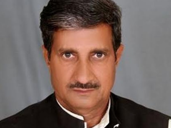 बहराइच में कौन पाएगा लालबत्ती? भारी बहुमत के बीच अब मंत्री बनने की कवायद में जुटे विधायक