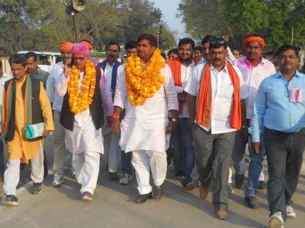 भाजपा विधायक के भतीजे की गुंडई, लगा महिलाओं की पिटाई का आरोप, मुकदमा दर्ज भाजपा विधायक के भतीजे की गुंडई, लगा महिलाओं की पिटाई का आरोप, मुकदमा दर्ज