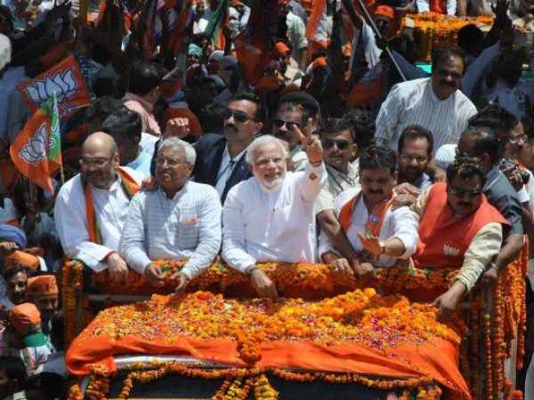 यूपी में बीजेपी की बंपर जीत से विरोधी दल परेशान