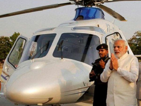 LIVE: पीएम मोदी का अपने संसदीय क्षेत्र वाराणसी में रोड शो, देखिए दिलचस्प तस्वीरें