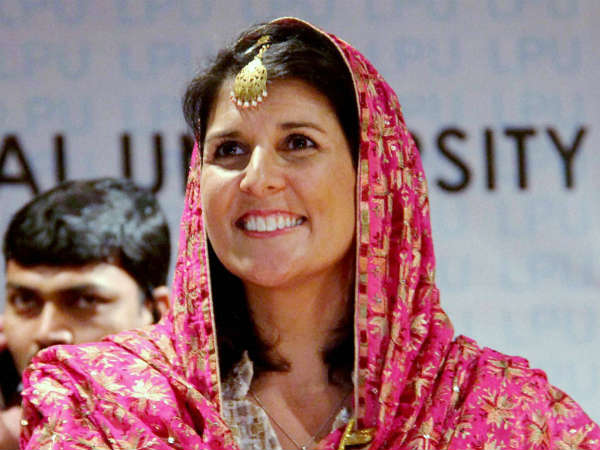 भारत की वजह से जज नहीं बन पाई निकी हेले की मां भारत की वजह से जज नहीं बन पाई निकी हेले की मां