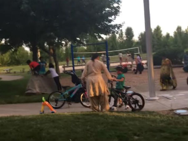 अमेरिका में भारतीयों का पीछा करके बनाया गया एक वीडियो अमेरिका में भारतीयों का पीछा करके बनाया गया एक वीडियो