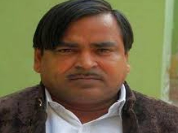 रेप के आरोपी गायत्री प्रजापति के 3 सहयोगी समेत दोनों बेटे गिरफ्तार, गायत्री तक जल्द पहुंचेगी पुलिस!