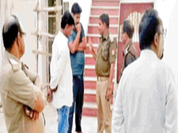 मो. शमी हत्याकांड में इस्तेमाल बाइक समेत हत्थे चढ़ा पिस्टल सप्लायर