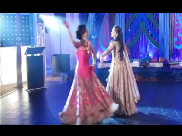 You never see before this superb sangeet performance, viral Video You never see before this superb sangeet performance, viral Video