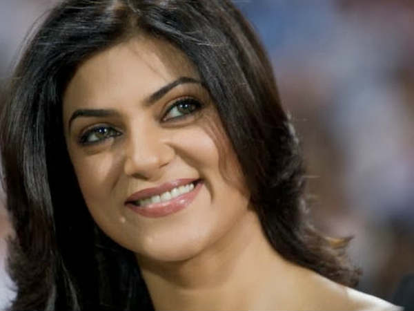 इंसान को दिल से जीना चाहिए इंसान को दिल से जीना चाहिए