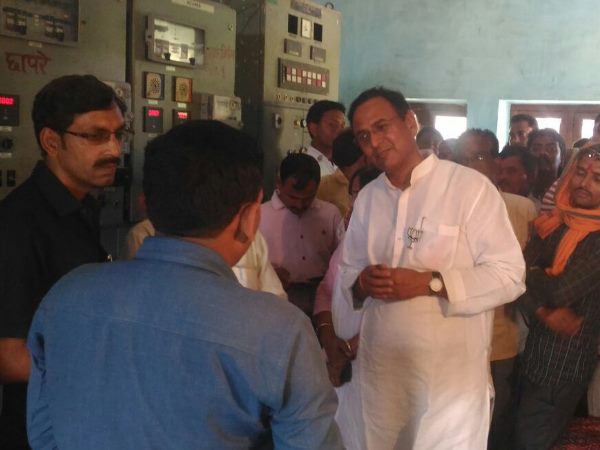 एमएलए सपोर्टर बताया जा रहा मेडिकल स्टोर संचालक