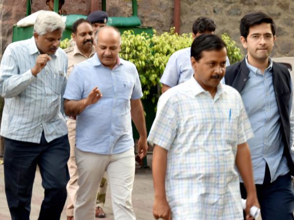 'एलजी की अनुमति की जरूरत नहीं'