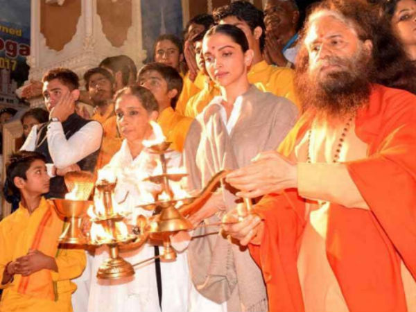  गंगा आरती... 