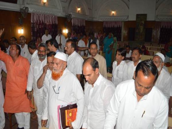 मेरठ में हुआ था बवाल मेरठ में हुआ था बवाल