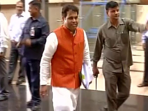 बूचड़खानों पर सख्त योगी सरकार