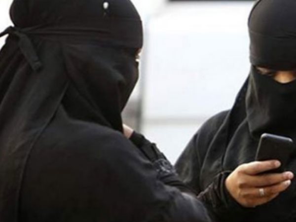 'स्पीड पोस्ट से भेजा तलाक' 'स्पीड पोस्ट से भेजा तलाक'