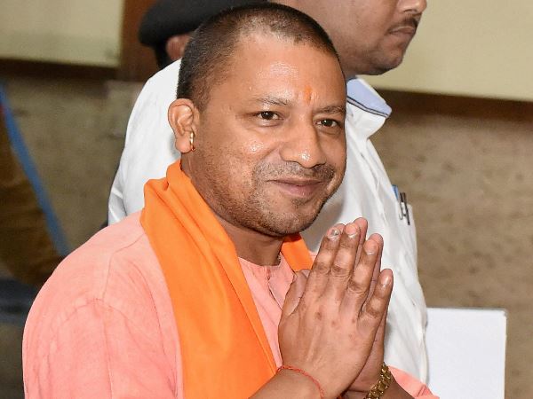 नोएडा प्लॉट घोटाले में फंसी नीरा यादव नोएडा प्लॉट घोटाले में फंसी नीरा यादव