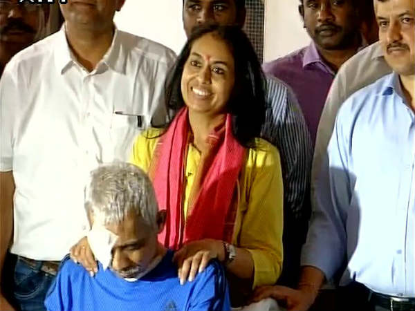 गोलियों के बाद भी डटे रहे 