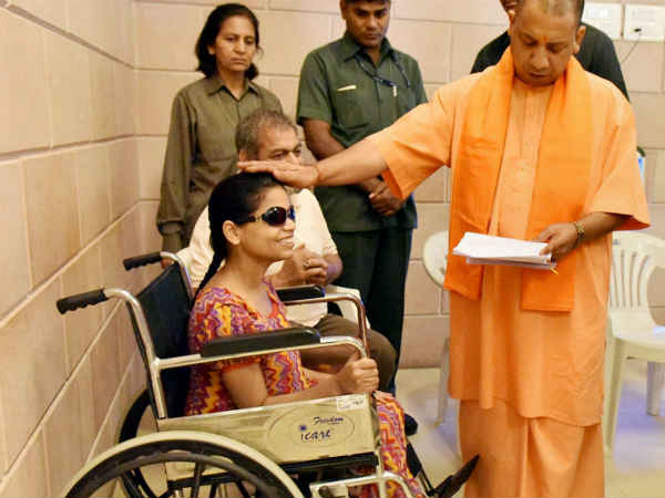 बुद्धिराम नहीं लेते हैं सिलाई का पैसा