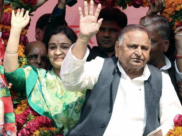 विधानसभा चुनाव में सपा की हार के बाद उठा मुद्दा