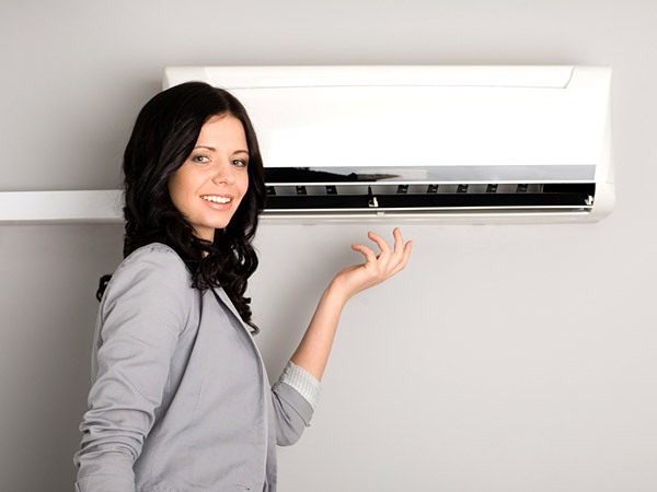 सिर्फ 399 रुपए में एसी की सर्विस