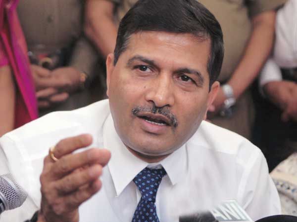 लोहानी ने दिया करारा जवाब