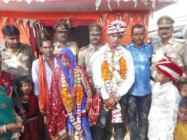 पुलिस का वो नेक काम जिसने मां-बाप की आंखों में ला दिए खुशी के आंसू, तस्वीरें बता रही हैं सच