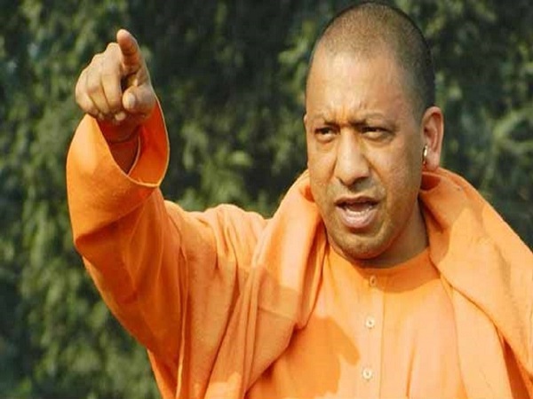 योगी का मुस्लिम मंत्री भी एक्शन में