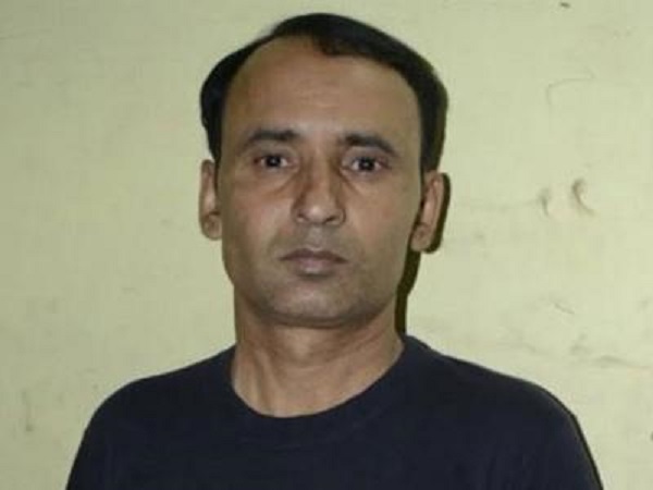 भोपाल पुलिस उठा रही है मुनीर का खर्चा