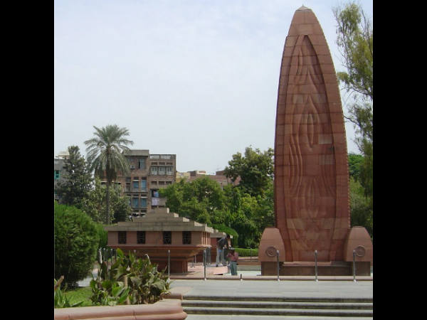 अमृतसर में लगाया गया था मार्शल लॉ 