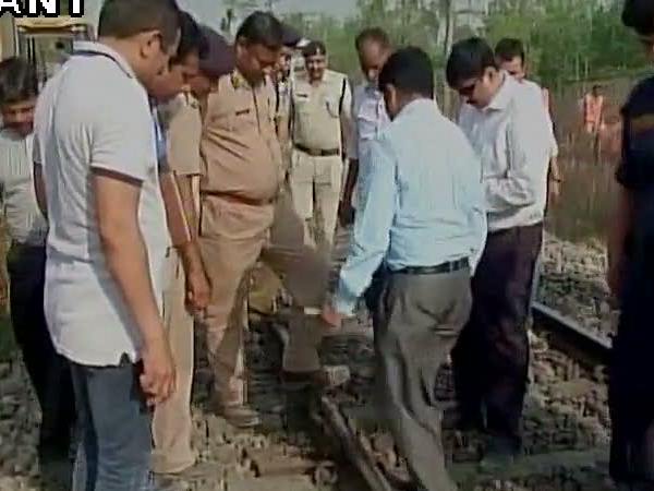 राज्यरानी एक्सप्रेस के 8 डिब्बे पटरी से उतरे