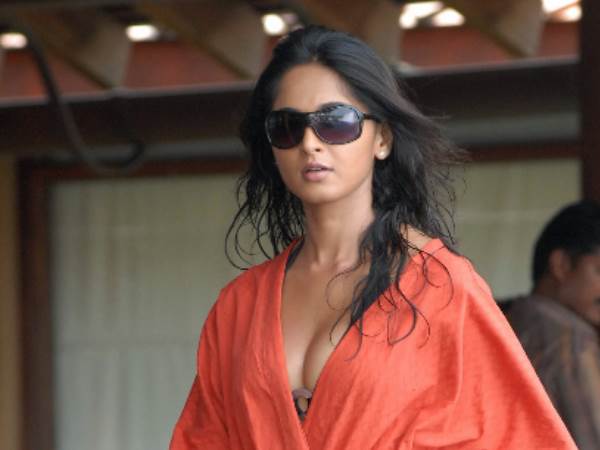 अनुष्का नही है असली नाम