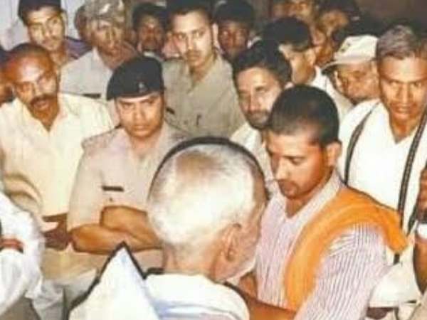 हरियाणा से आये पुरोहित ने बुलाई पुलिस 