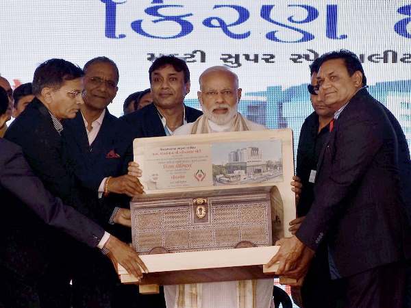 अस्पताल का किया उद्घाटन