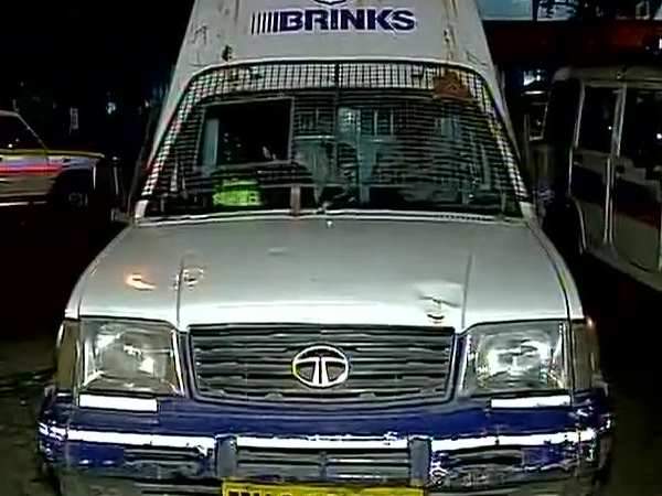 26 लाख रुपए चोरी