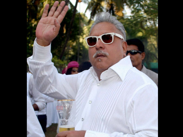 मुंबई की स्‍पेशल कोर्ट ने किया था भगोड़ा घोषित